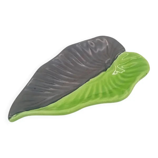 Illustration numéro 3 du produit Coupelle feuille en céramique bicolore vert noir SAP Vallauris, 1950-60