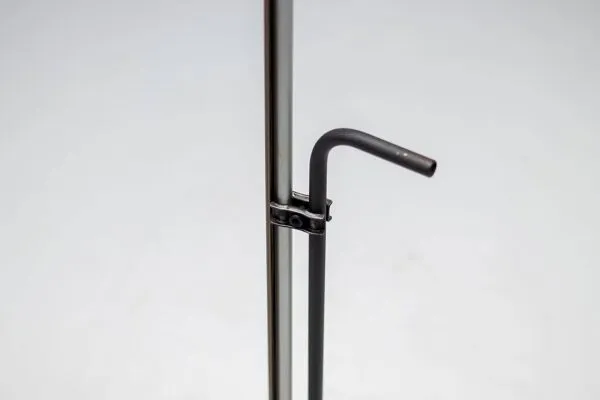 Illustration numéro 3 du produit Lampadaire Aggregato a été conçu par Enzo Mari et G. Fassina pour Artemide