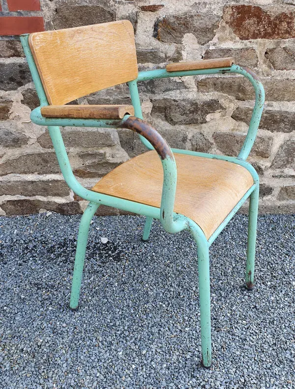 Illustration numéro 3 du produit Fauteuil accoudoir internat instituteur vintage années 50