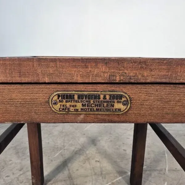 Illustration numéro 3 du produit Ensemble de 21 chaises de café en hêtre