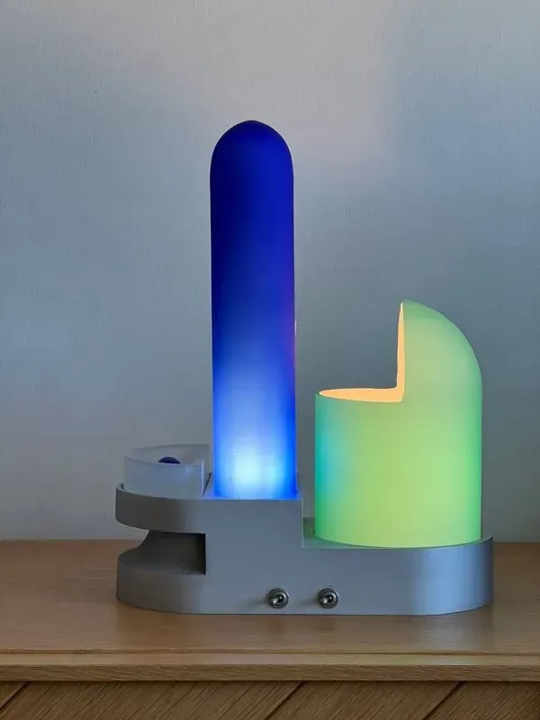 Illustration numéro 3 du produit Lampe de table “Rimorchiatore” par Gae Aulenti pour Fontana Arte