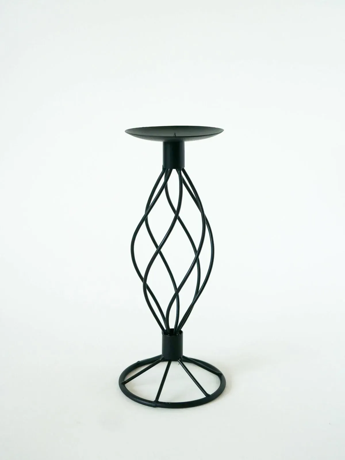 Illustration numéro 3 du produit Bougeoir en fer forgé, Vintage