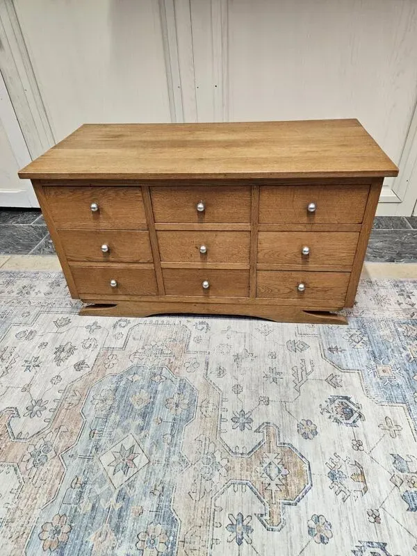 Illustration numéro 3 du produit Meuble de métier - Meuble à tiroirs