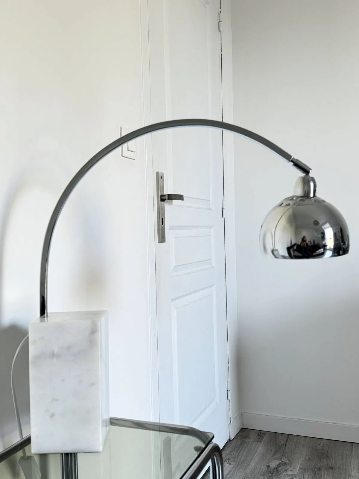 Illustration numéro 3 du produit Lampe Baby Arco – Achille & Pier Giacomo Castiglioni