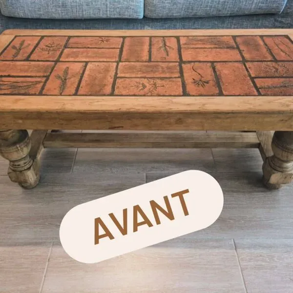 Illustration numéro 3 du produit Table basse en chêne