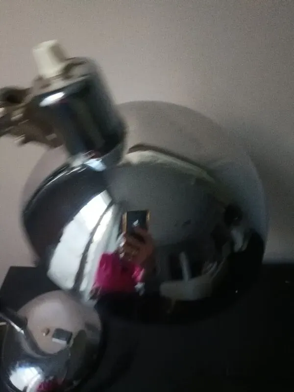 Illustration numéro 3 du produit Lampe de bureau flexible chrome 40'