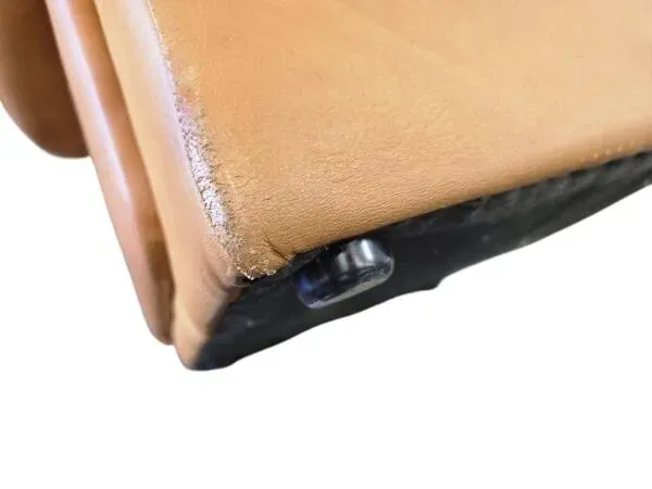 Illustration numéro 3 du produit Fauteuil vintage en cuir cognac / fauteuil une place / fauteuil