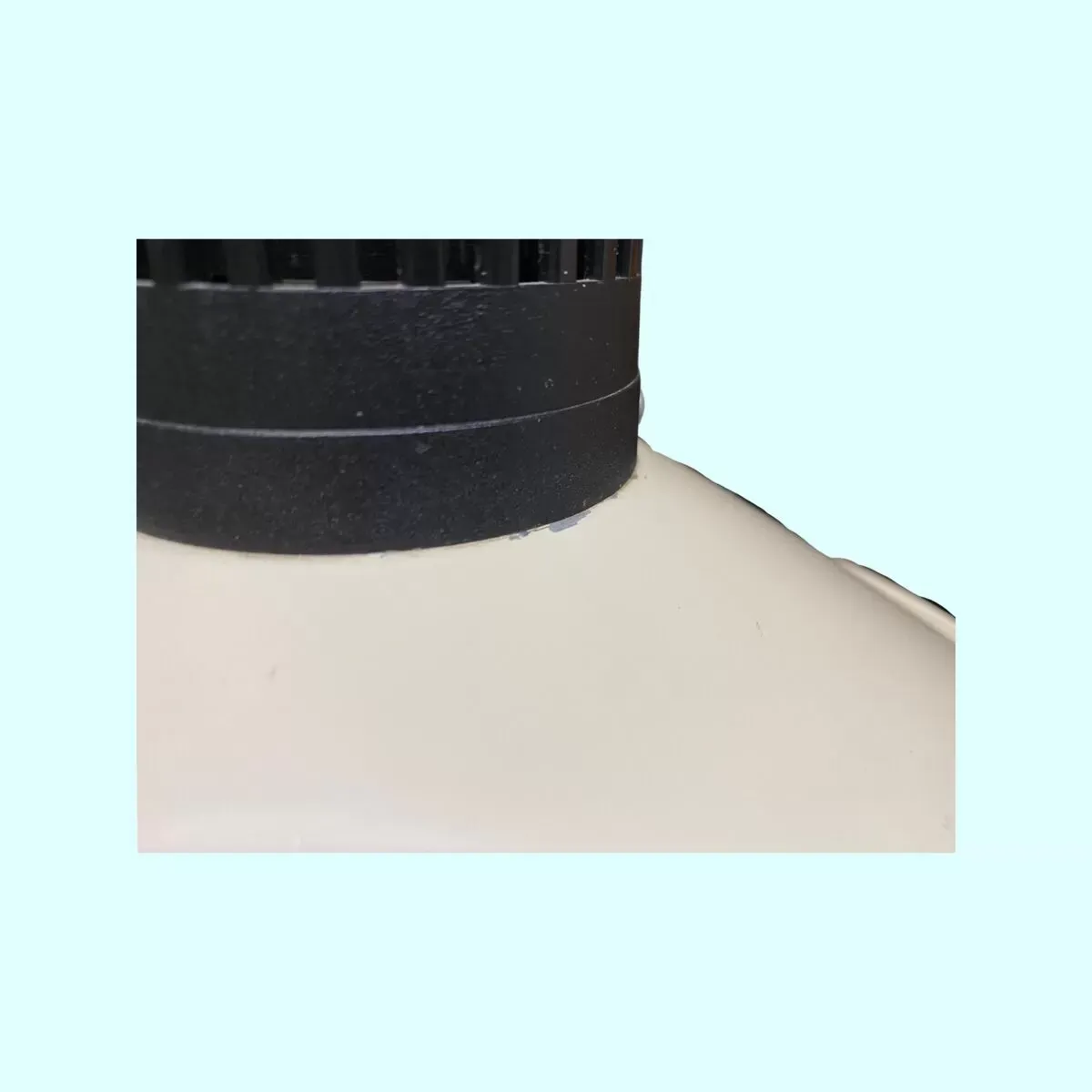 Illustration numéro 3 du produit Suspension rétro danoise design des années 70 avec suspension de couleur crème blanche avec système rolly réglable   Industriel