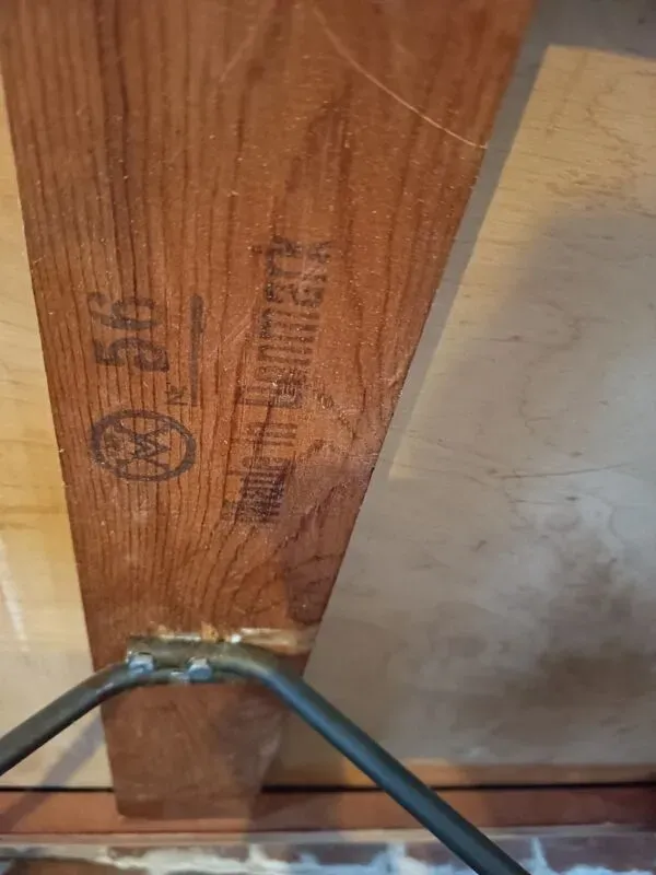 Illustration numéro 3 du produit Bureau