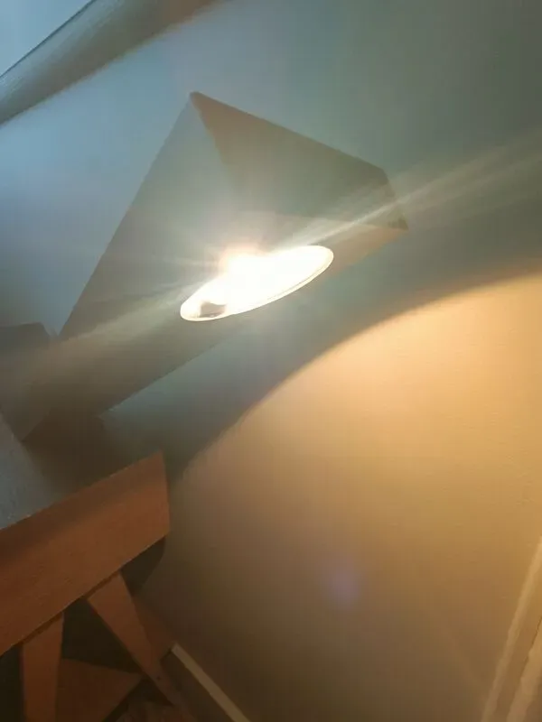 Illustration numéro 3 du produit Lampe de bureau modèle Gli par Zotta pour Eleusi