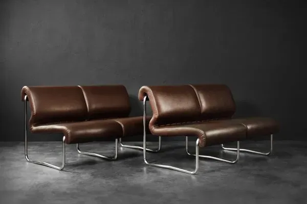 Illustration numéro 3 du produit Mid-century modern German vintage canapé lounge, 2-seater, brown steel frame.