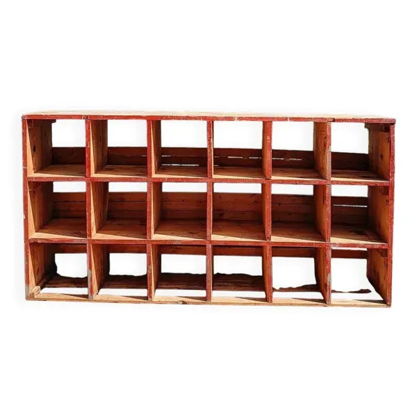 Illustration numéro 3 du produit Meuble de métier à casiers