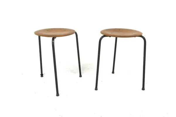 Illustration numéro 3 du produit Set de 2 tabourets en teck et métal, Suède, 1960