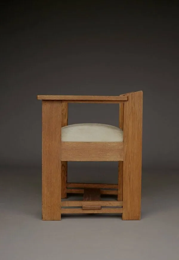 Illustration numéro 3 du produit Fauteuil de l'École de La Haye moderniste attribué à Frits Spanjaard, années 1920.