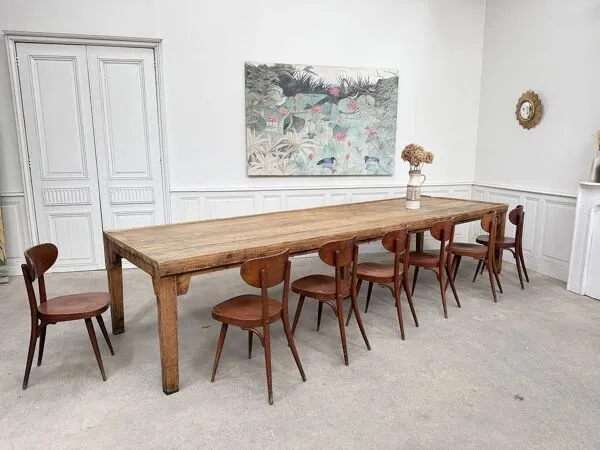 Illustration numéro 3 du produit Grande table de travail 1920