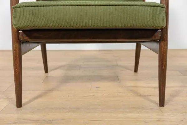 Illustration numéro 3 du produit Fauteuil Modèle 300-192 par Juliusz Kedziorek pour Goscinska Furniture Factory