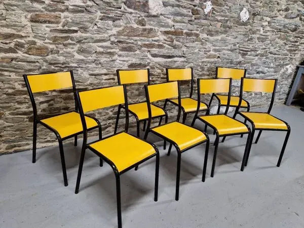 Illustration numéro 3 du produit Lot de 8 chaises jaunes mullca 510