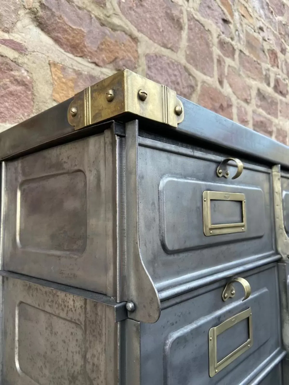 Illustration numéro 3 du produit Meuble d'Archivage industriel 30 clapets Strafor 1920s