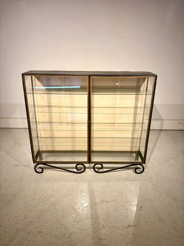 Illustration numéro 3 du produit Vitrine double vintage métal et verre années 50/60 – esprit industriel