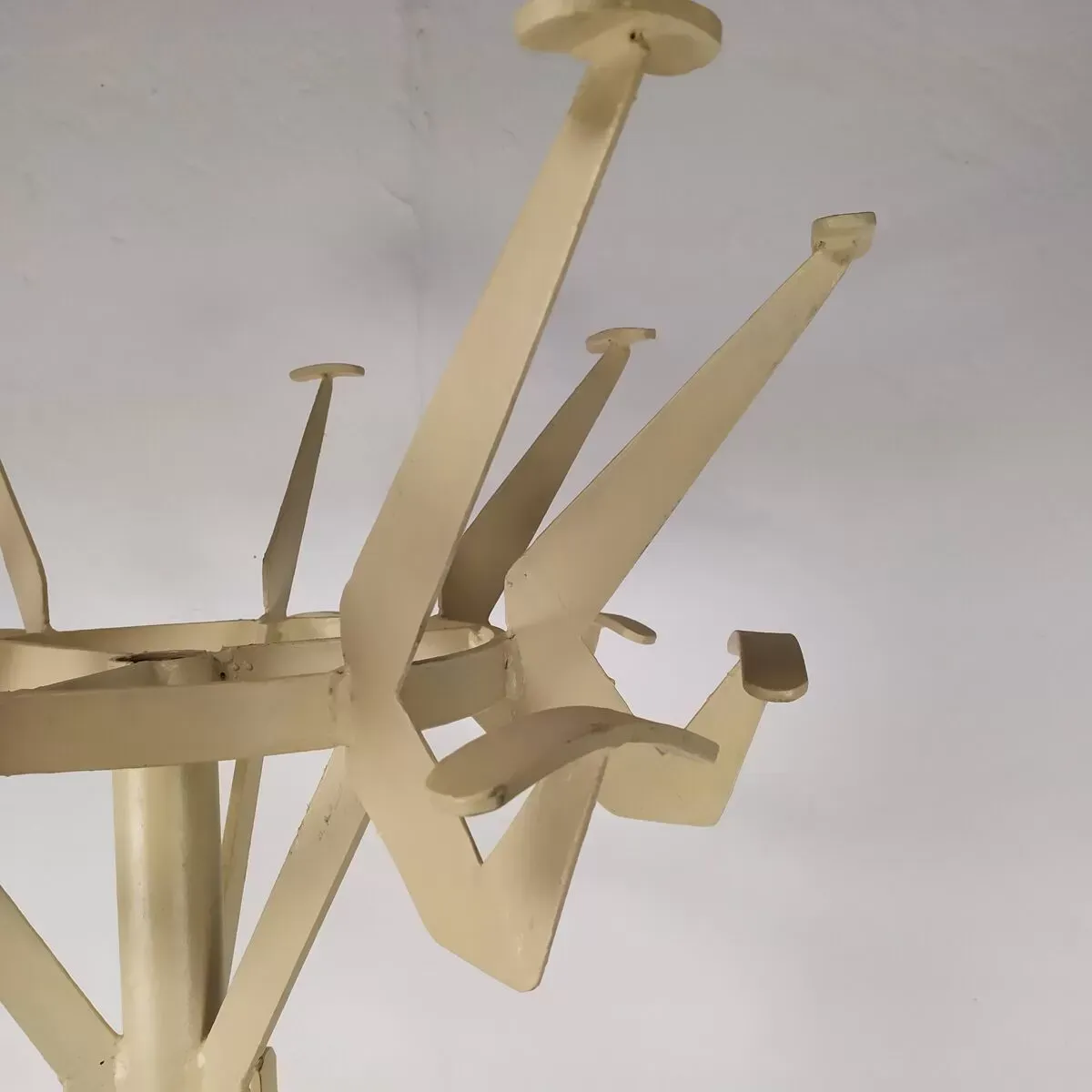 Illustration numéro 3 du produit Portemanteau perroquet industriel