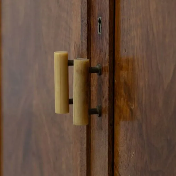 Illustration numéro 3 du produit Cabinet Art Déco néerlandais / École de La Haye vers 1925