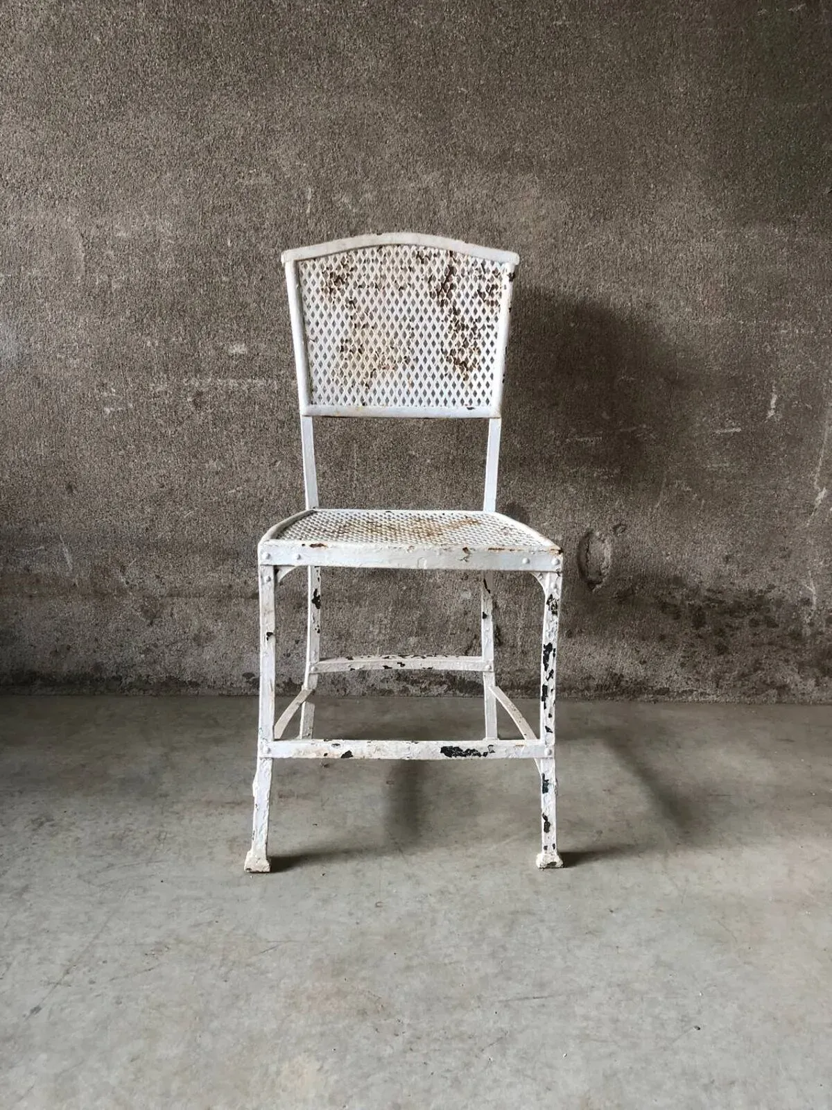 Illustration numéro 3 du produit Chaise de jardin design Gustave serrurier bovy