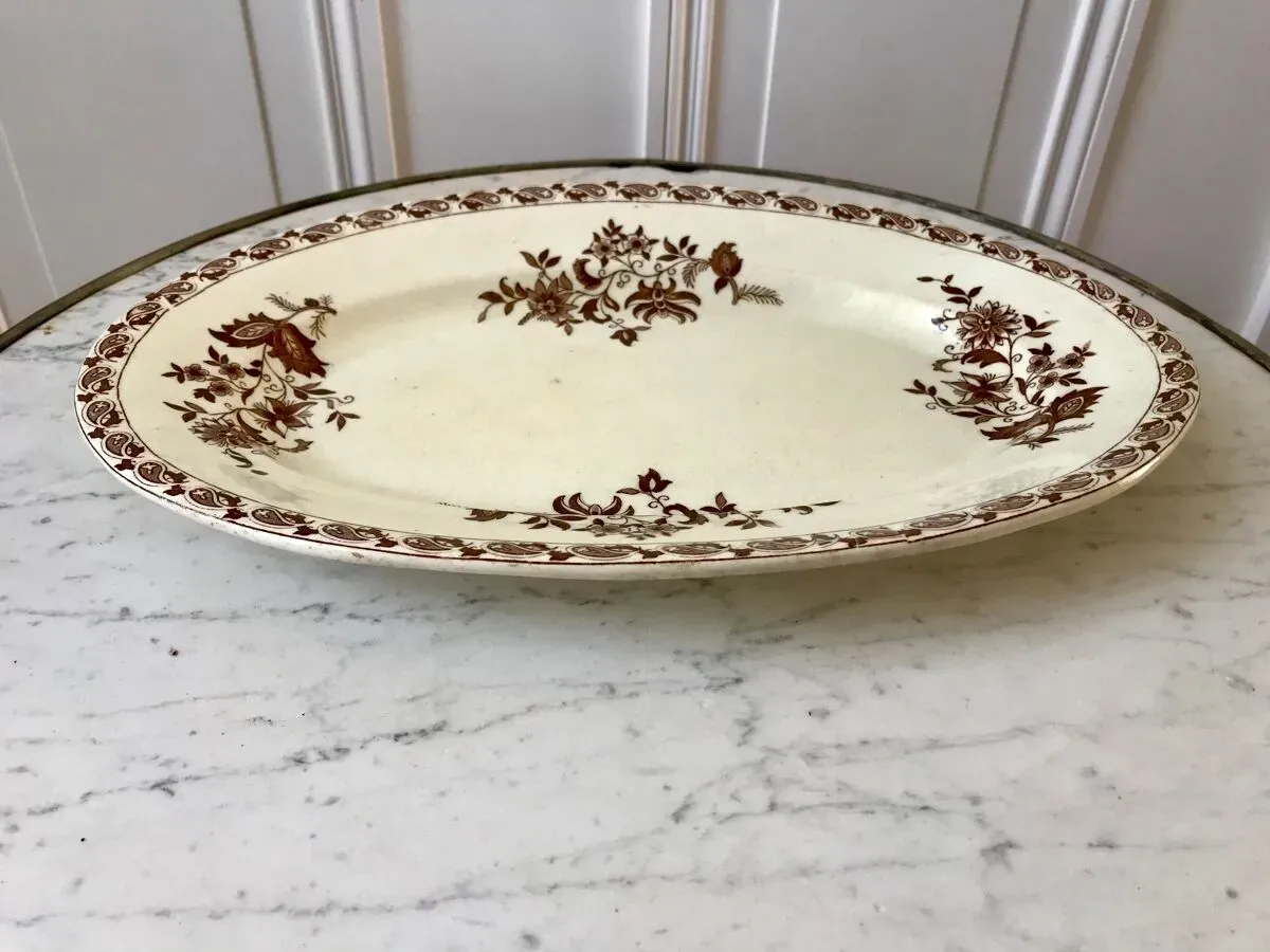 Illustration numéro 3 du produit Plat en Terre de Fer XXème