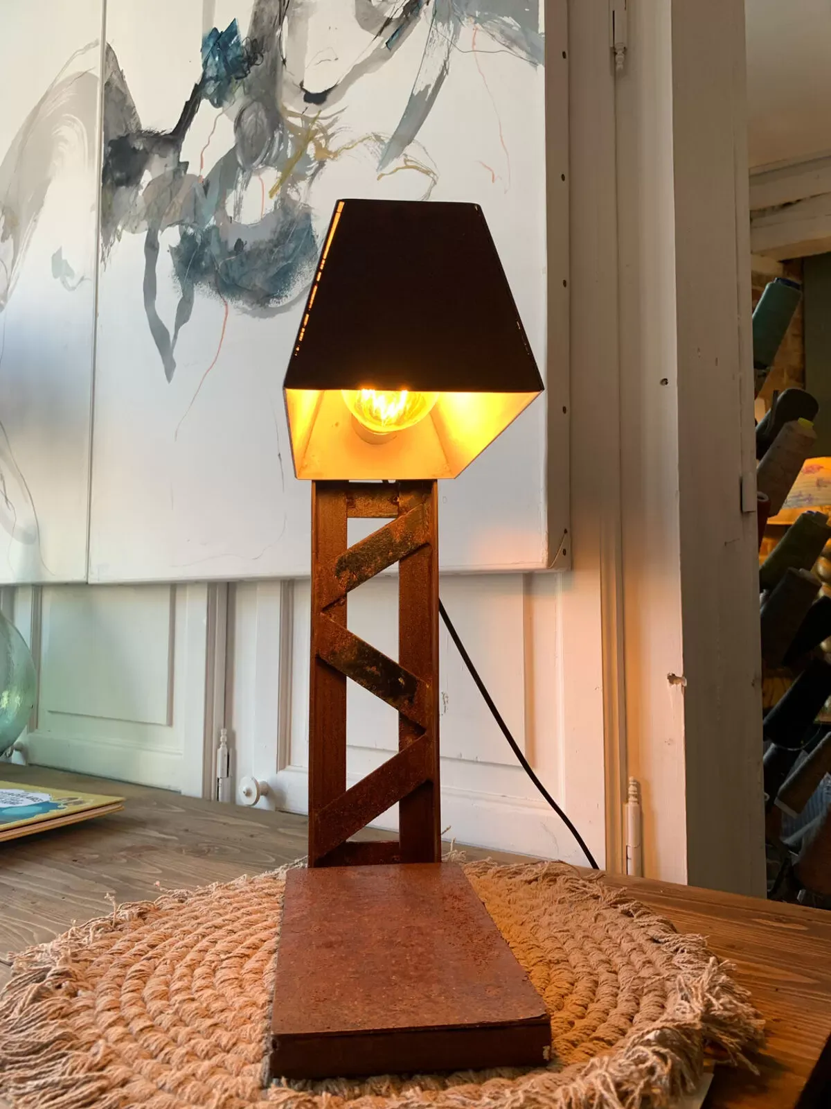 Illustration numéro 3 du produit Lampe de bureau industrielle