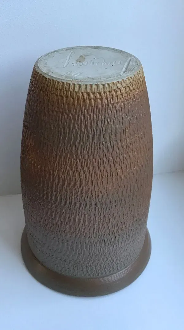 Illustration numéro 3 du produit Vase en céramique signé années 70