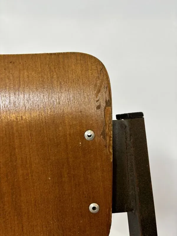 Illustration numéro 3 du produit Ensemble De Quatre Chaises Compass 1960 Chaises D'école Design Néerlandais