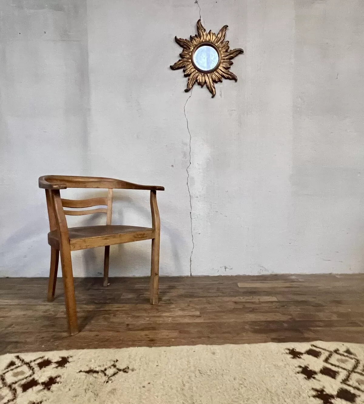 Illustration numéro 3 du produit Fauteuil vintage en hêtre