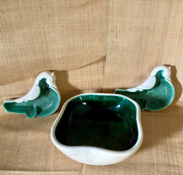 Illustration numéro 3 du produit Saladier signé Keramos, années 60