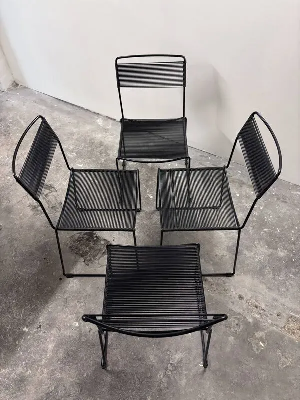 Illustration numéro 3 du produit Lot de 4 chaises ''Spaghetti'' - Giandomenico Belotti pour Alias - Italie, 19