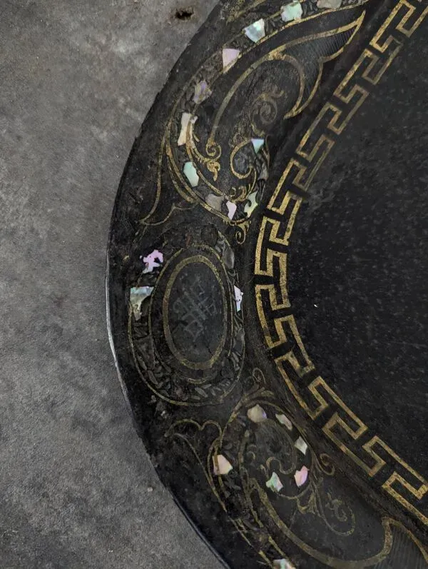 Illustration numéro 3 du produit Plateau en tôle époque Napoléon III