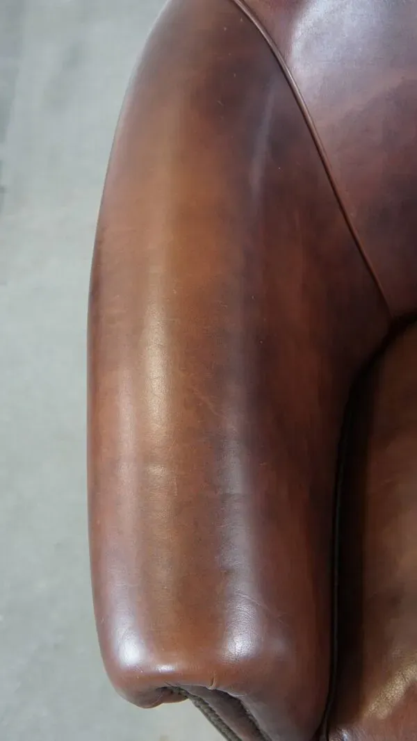 Illustration numéro 3 du produit Fauteuil club en cuir de vache de style anglais