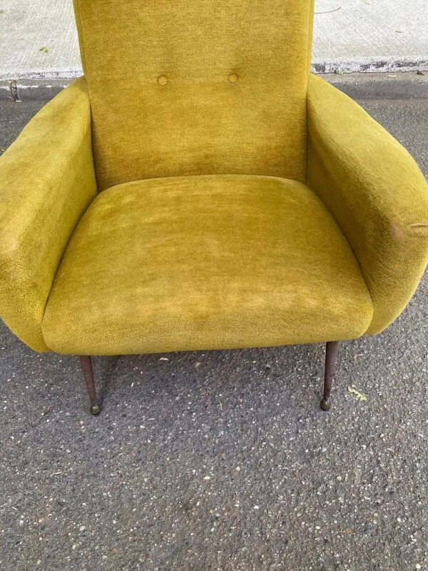 Illustration numéro 3 du produit Fauteuil italien jaune moutarde style Mid-Century