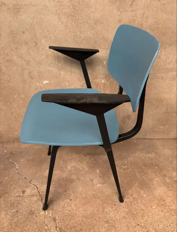 Illustration numéro 3 du produit Fauteuil design Friso Kramer