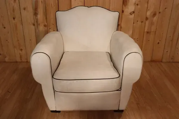 Illustration numéro 3 du produit Fauteuil club en cuir blanc
