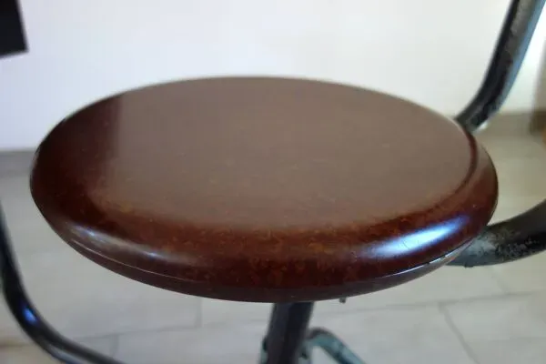 Illustration numéro 3 du produit Ancien bureau écolier évolutif années 30