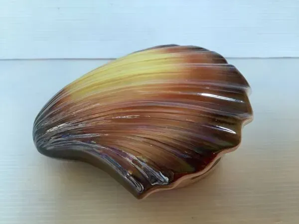 Illustration numéro 3 du produit Vase bouquetière coquille saint Jacques