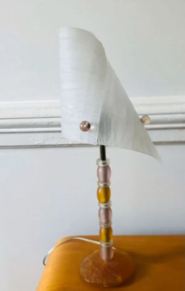 Illustration numéro 3 du produit Lampe par l’atelier volumes et formes modèle EGV circa 1990