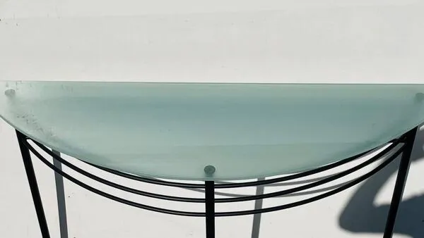 Illustration numéro 3 du produit Console style Post-Modern. Vintage 90s