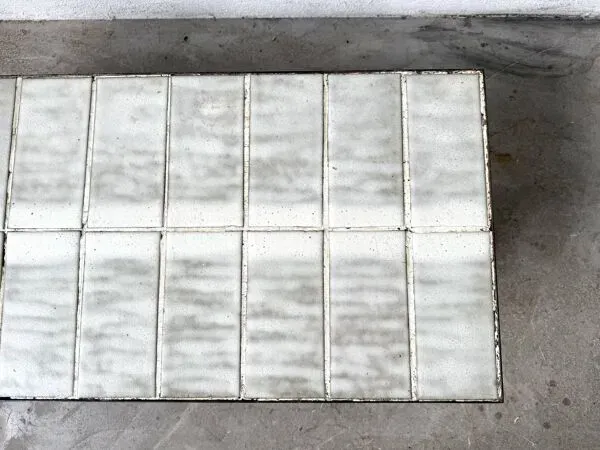 Illustration numéro 3 du produit Table Basse Céramique Jean Jaffreux Années 50 - Métal & Orange Vintage