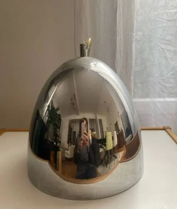 Illustration numéro 3 du produit Suspension vintage en métal chromé – design années 70