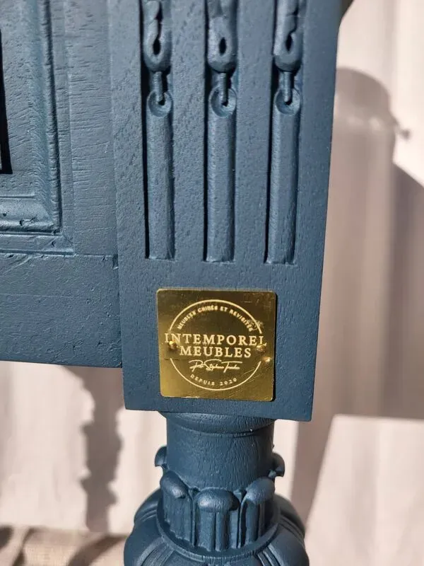 Illustration numéro 3 du produit Coiffeuse