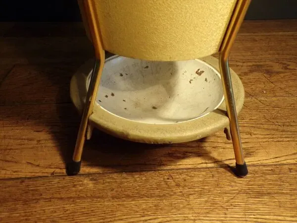 Illustration numéro 3 du produit Porte-parapluie 1950-60