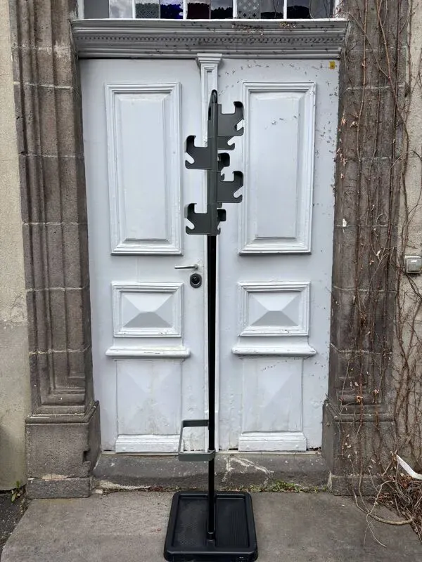 Illustration numéro 3 du produit Porte-manteau par Jean-Pierre Vitrac pour Manade, 1970