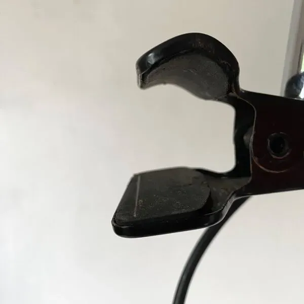 Illustration numéro 3 du produit Spot à pince vintage chromé orientable