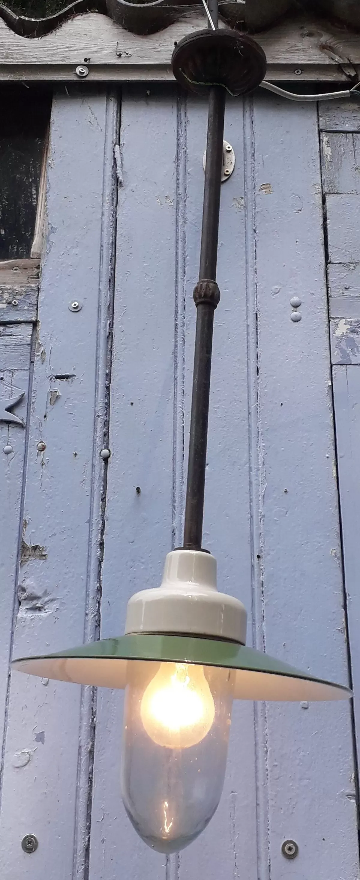 Illustration numéro 3 du produit Suspension industrielle