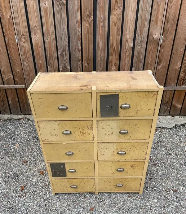 Illustration numéro 3 du produit Meuble à tiroir meuble de métier ancien